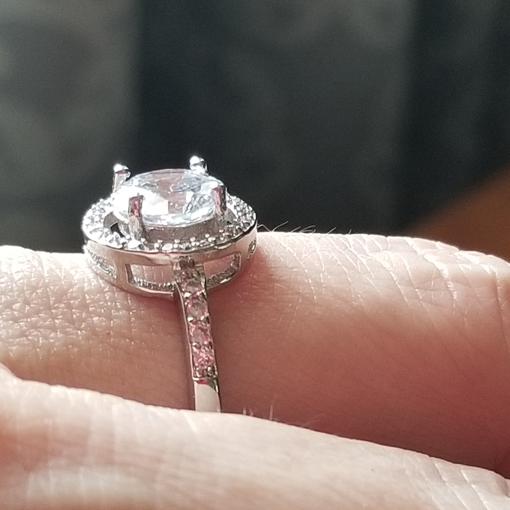 Sterling Silver Halo Solitaire Ring 1.5ct CZ, Sz 6, 9 & 10 - Picture 6 of 6